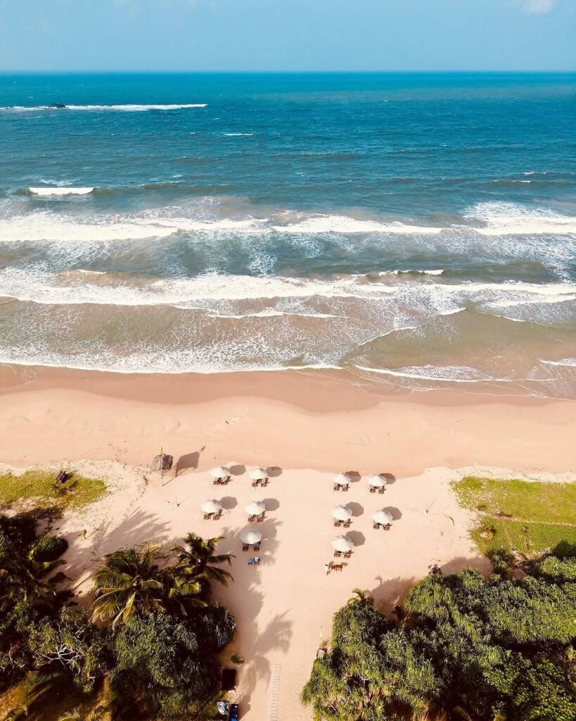 Honeymoons, Tropical, Honeymoon Destination, Tropical Escape, Travel, Honeymoon Escape, Couple Getaway, Beach getaway, Beach vacation, Newlyweds, Newlyweds holiday, newlyweds vacation, newlyweds honeymoon