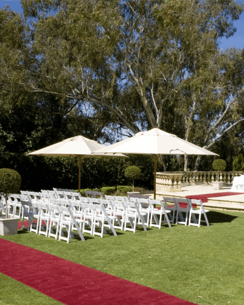 100 Breathtaking and Exclusive Australian Wedding Venues on every Couples Wish List! 88 Caversham House colonade