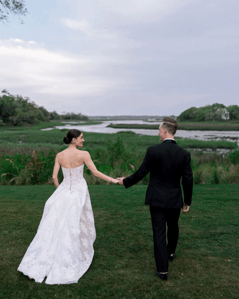 52 Editorial Photographers That Will Make Your Wedding Look Like it Belongs in a Magazine 24 Photography