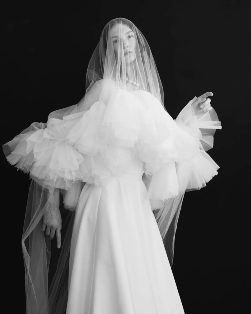 52 Editorial Photographers That Will Make Your Wedding Look Like it Belongs in a Magazine 33 Photography