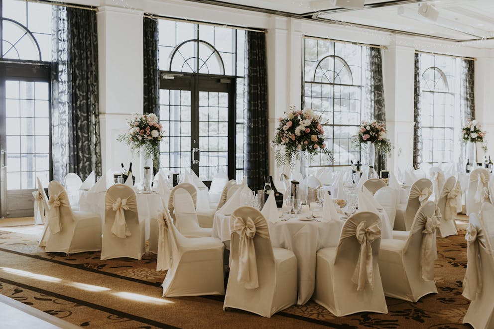 35 Spectacular Australian Ballrooms taking Grandeur and Opulence to a New Level 31 Stamford Grand Adelaide