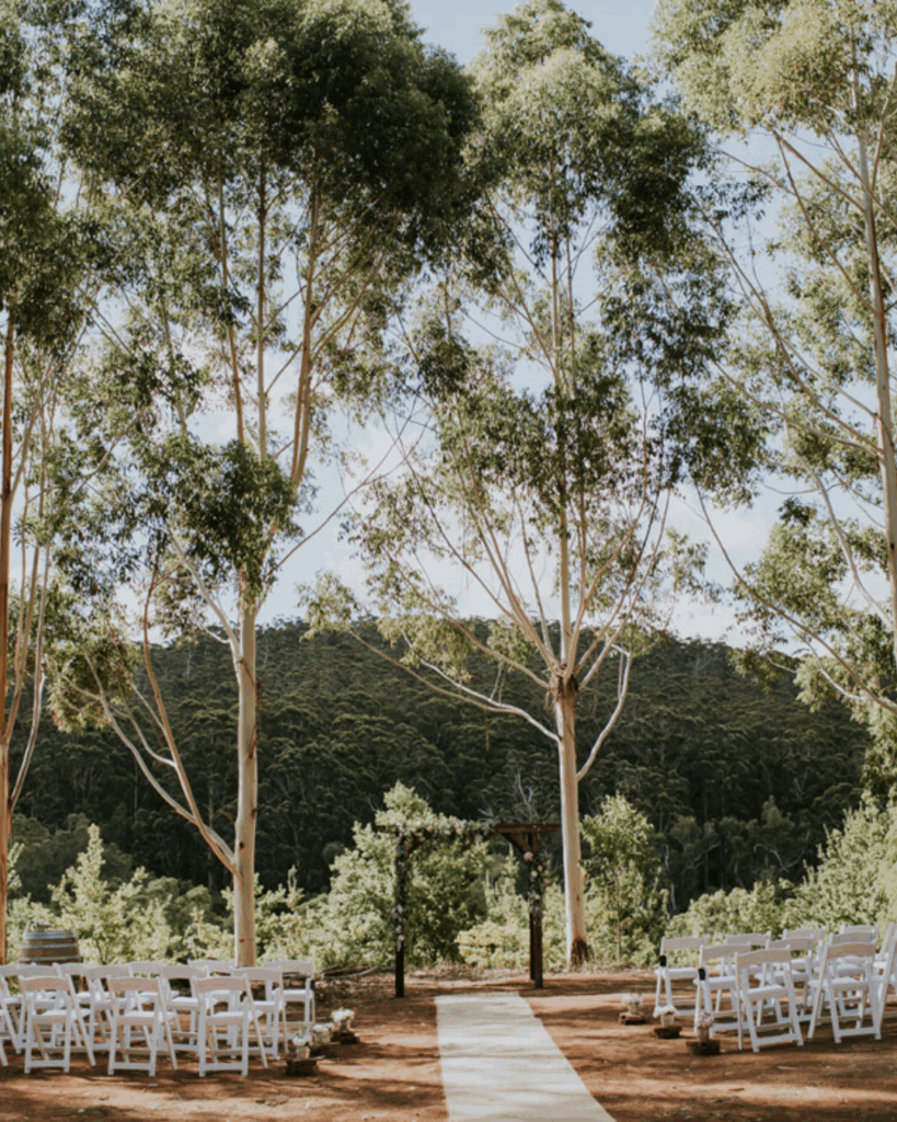 100 Breathtaking and Exclusive Australian Wedding Venues on every Couples Wish List! 91 Stonebarn 2