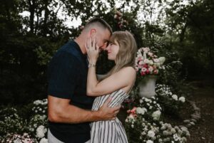 Taylor Swift and Travis Kelce get engaged